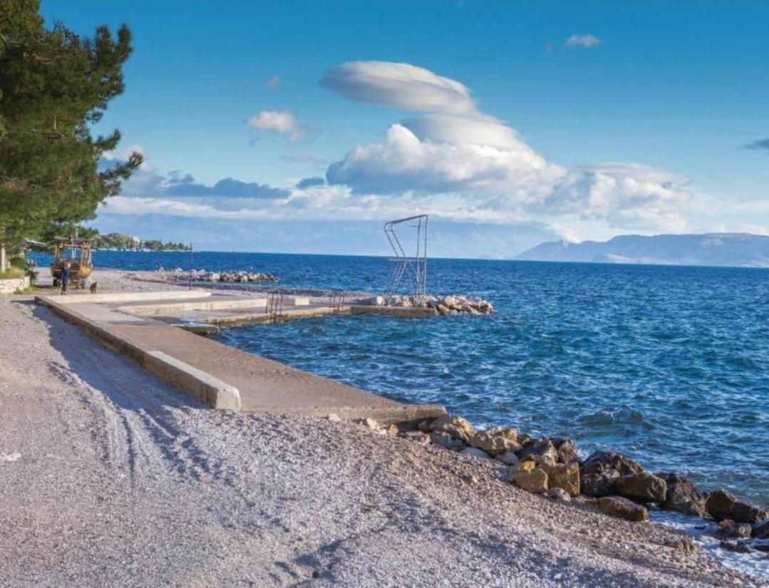 Apartmani Andiks Dramalj Esterno foto